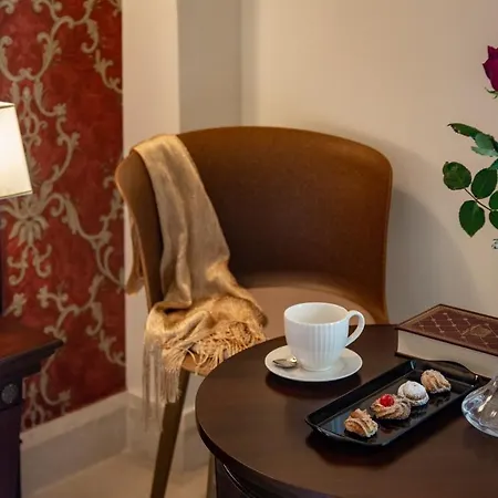 La Paloma Blanca Hotel 4*