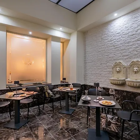 La Paloma Blanca Hotel
