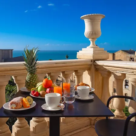 La Paloma Blanca Hotel