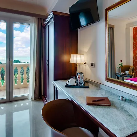 La Paloma Blanca Hotel