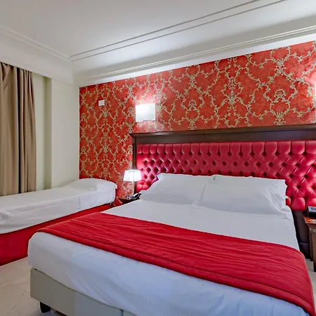 Ξενοδοχείο La Paloma Blanca 4*